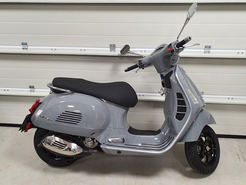 Vespa GTS 300 HPE Supertech
