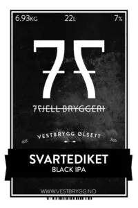 Etikett av 7 Fjell Svartediket Black IPA
